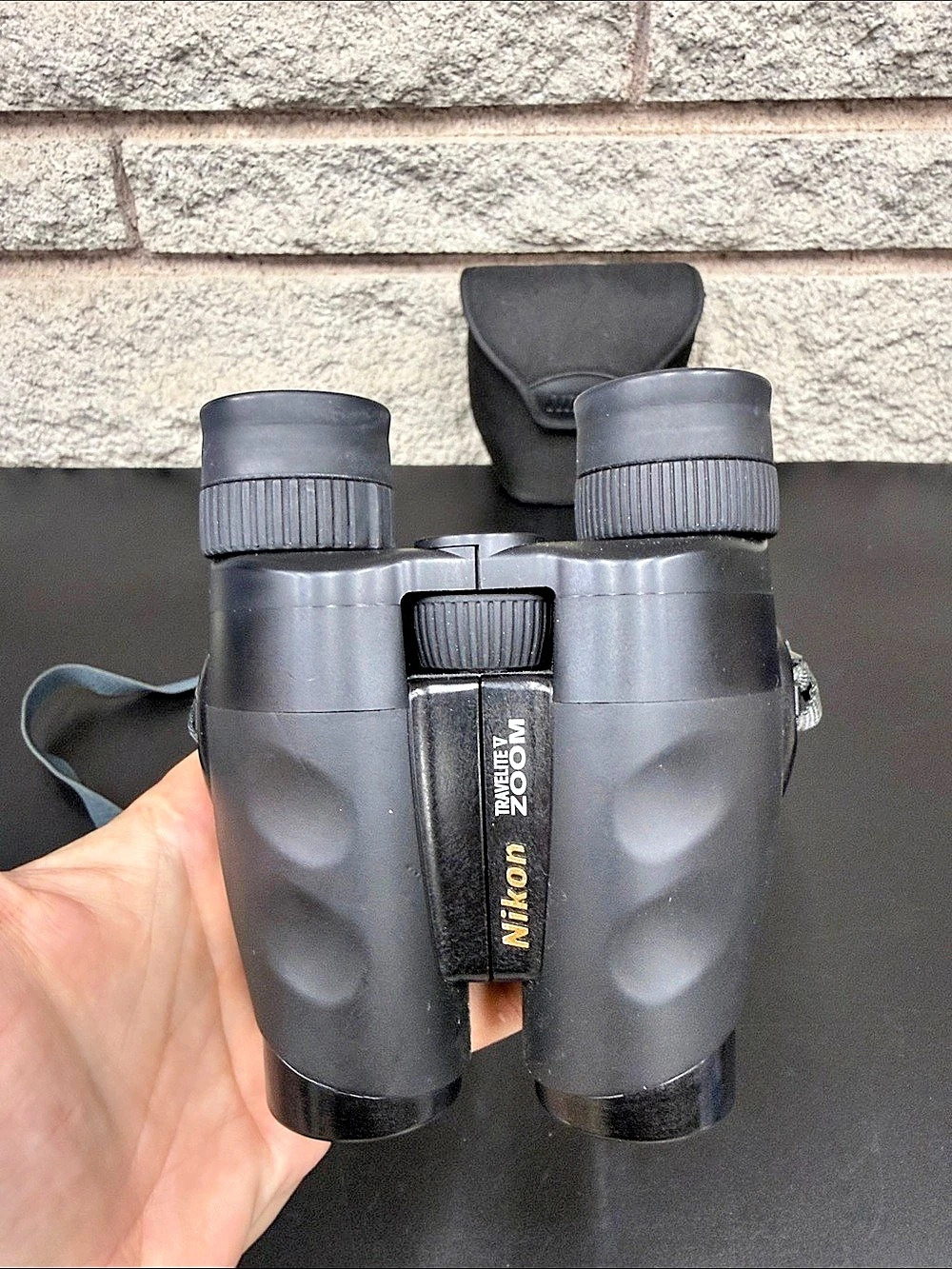 Nikon Travelite V Zoom 8-24x25 Binoculars Made in Japan w/ Original Case & Strap